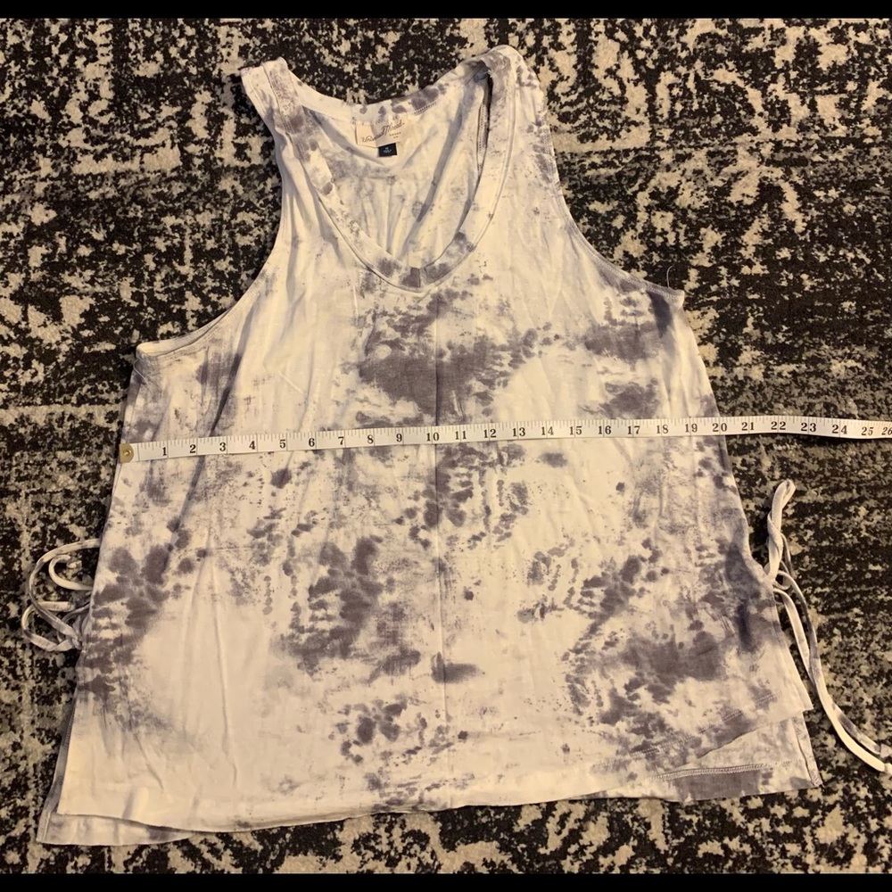 Universal Thread Tanktop - Picture 3 of 3